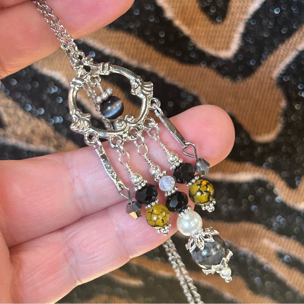 Handcrafted chandelier cat eye dragon vein larvikite crystal pendant necklace